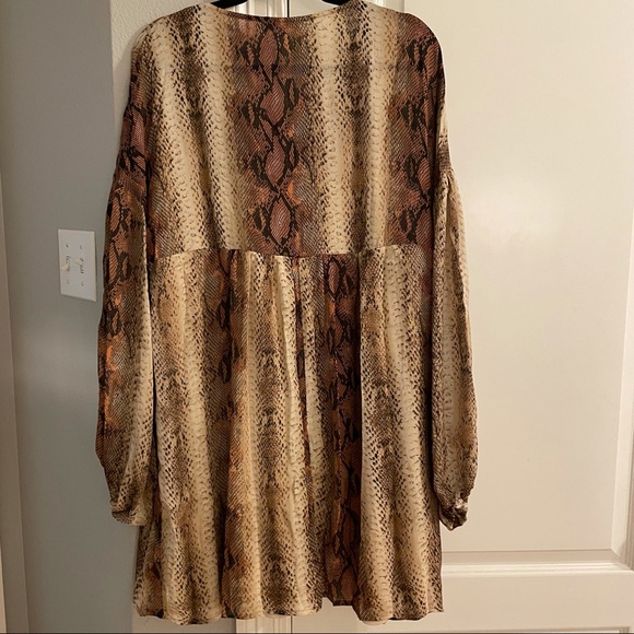 NWT Boutique Dress - Picture 4 of 5